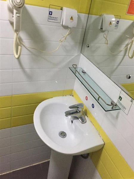 Jin Hui Hotell Guangzhou Exteriör bild