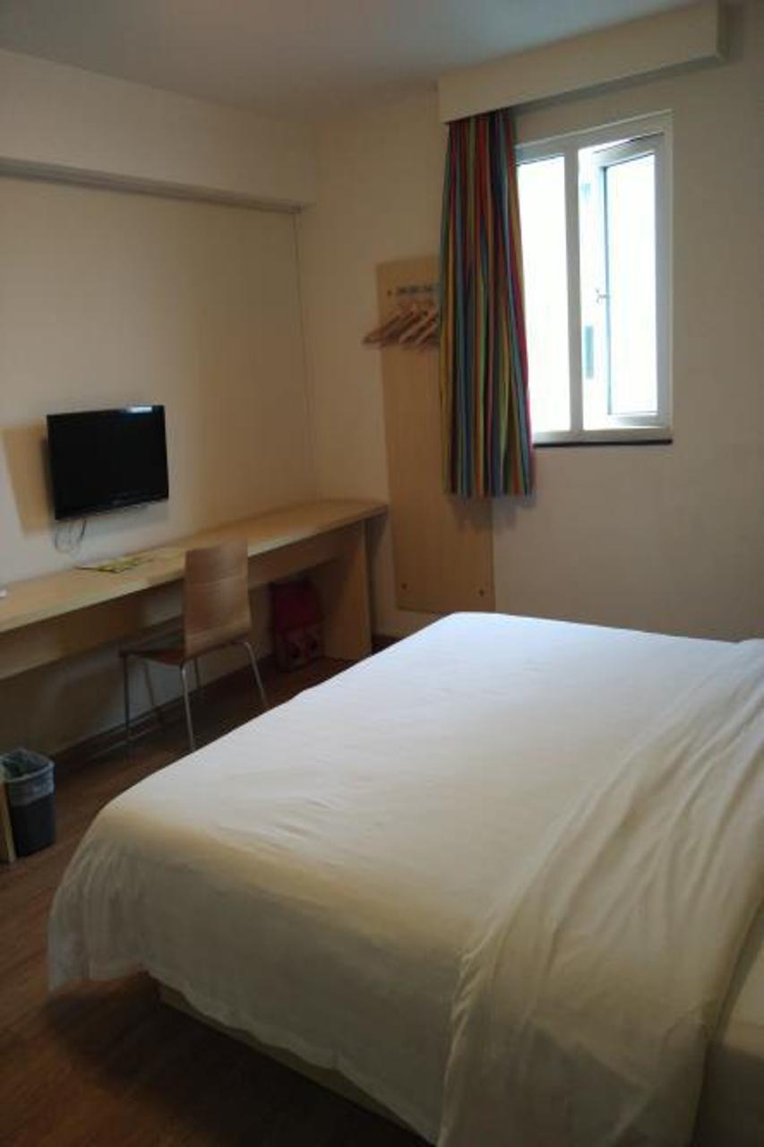 Jin Hui Hotell Guangzhou Exteriör bild